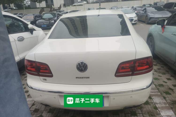 Used Volkswagen Phaeton 2012 3.6L Deluxe Custom Edition
