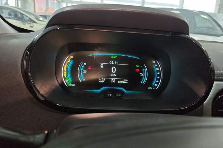 Used Chery Little Ant 2022 Restyled Version Sweet Pink Edition Half-Sugar Version 30.6 kWh 30 kW 301 km Instrument Cluster