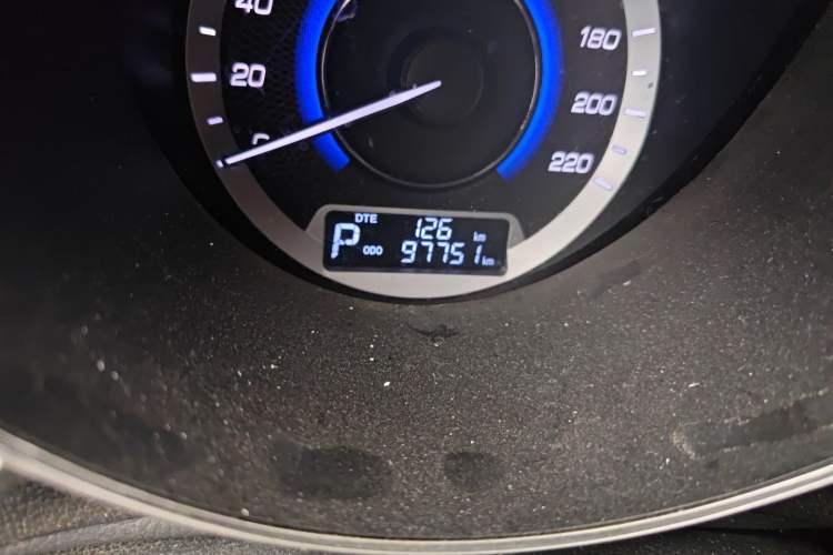 Used CHANGAN Eado 2013 1.6L Automatic Junku Model China IV Standard Odometer Close Up