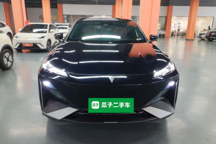 Used Deepal S07 2023 200Max Range-Extended Version Front