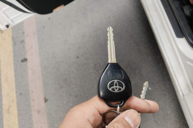 Used Toyota Reiz 2010 2.5V Fengdu Elite Edition Vehicle Key
