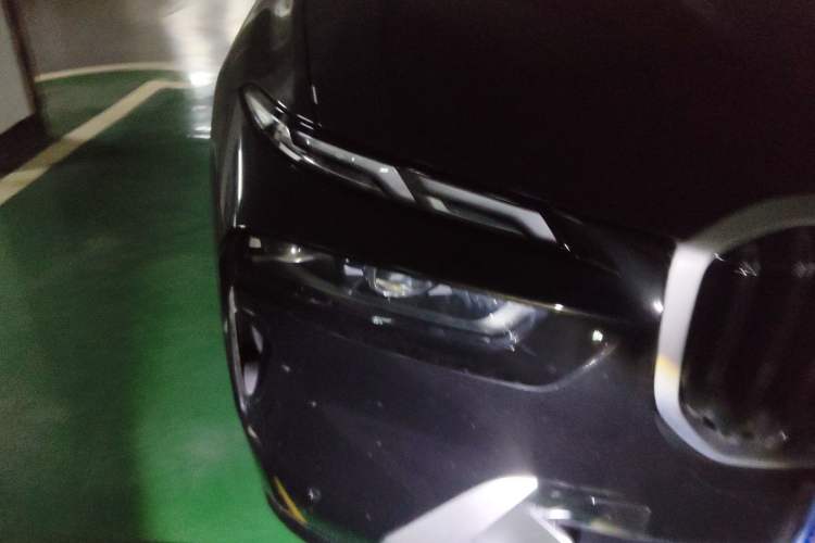 Used BMW X7 2024 xDrive40i Luxury M Sport Package Right Front Headlight