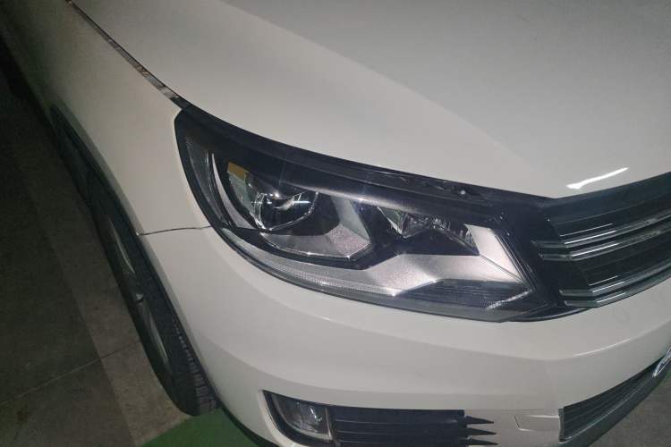 Used Volkswagen Tiguan 2016 300TSI Automatic Two-Wheel Drive Comfort Edition Right Front Headlight