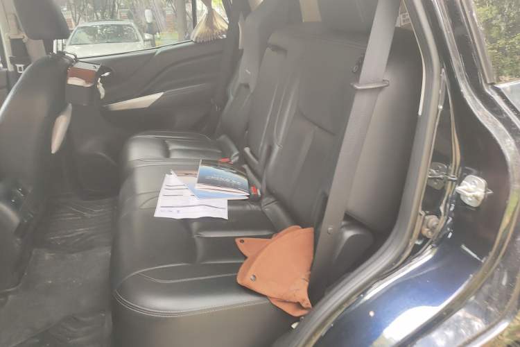 Used Nissan Terra 2020 2.5L XL Upper 4WD Automatic Four-Wheel Drive Luxury Edition Left Rear Seat