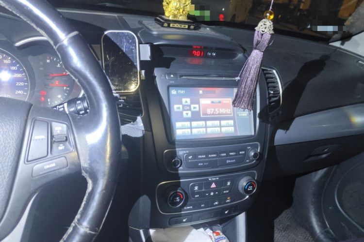 Used Kia Sorento 2013 2.2T 5-Seater Diesel Luxury Edition Audio And AC Panel