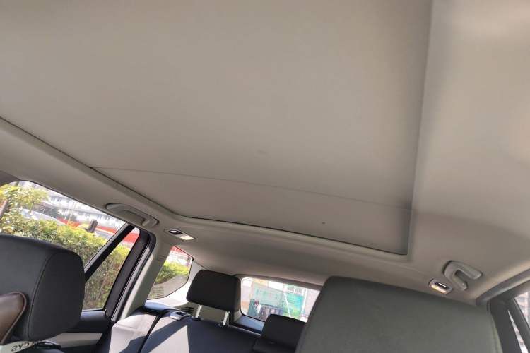 Used BMW X3 2016 sDrive20i Headliner