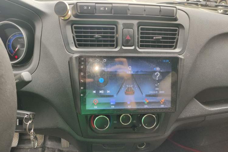 Used CHANGAN KAICHENG Ruixing M60 2020 1.5L Standard Version China VI Van with 5 Seats Equipped with DAM15KR Audio And AC Panel