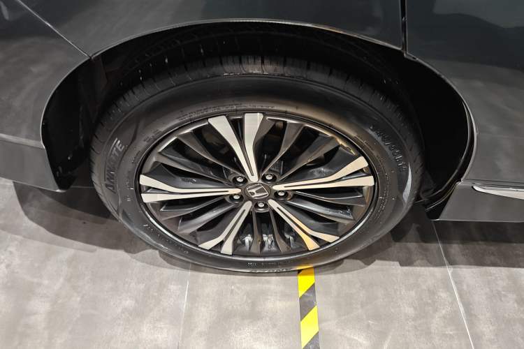 Used Honda UR-V 2020 370TURBO Two-Wheel Drive Luxury Edition
