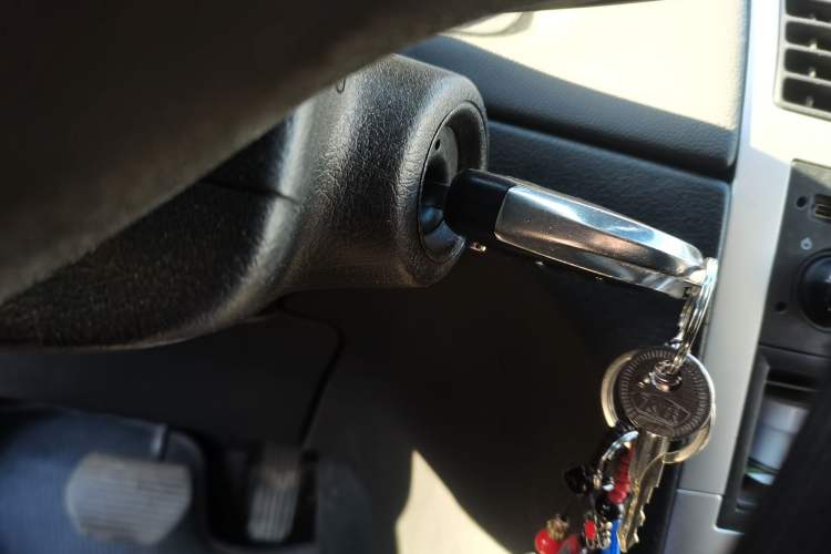 Used Peugeot 307 2010 Sedan 1.6L Automatic Comfort Edition Vehicle Key