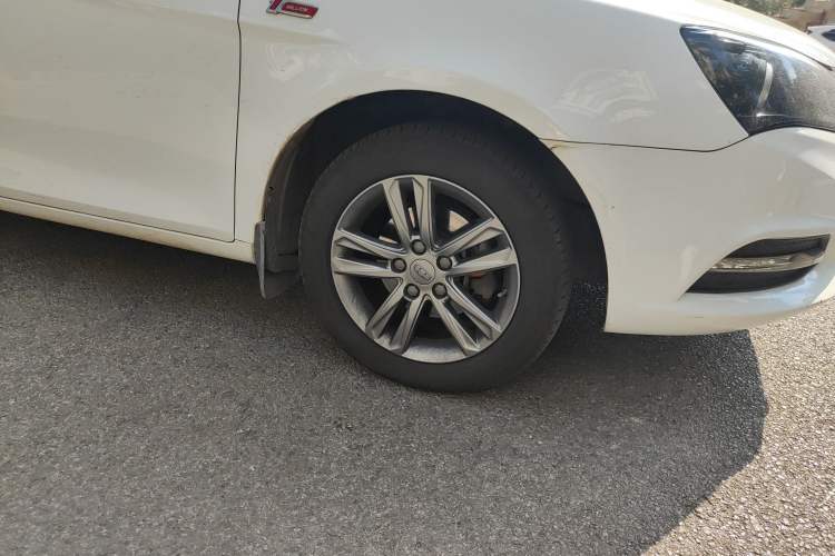 Used Geely Auto Emgrand 2017 Sedan Million Edition 1.5L Manual Upward Connect Version