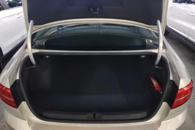 Used Volkswagen Magotan 2019 330TSI DSG Leading Edition China V Standard