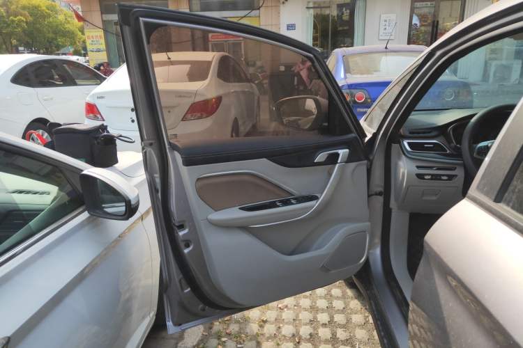 Used Geely Auto Jiajie 2019 1.8TD Automatic Enjoyment Model