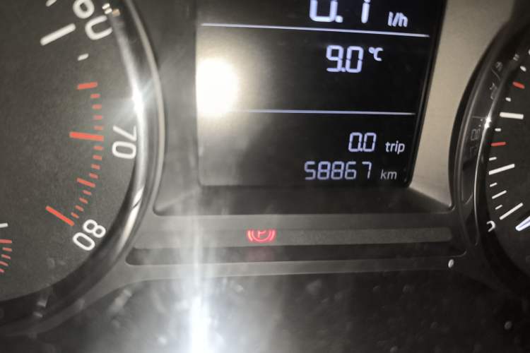 Used Skoda Octavia 2015 1.6L Automatic Yijie Edition
