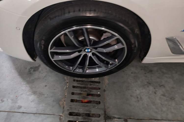 Used BMW 5 Series 2021 525Li M Sport Package