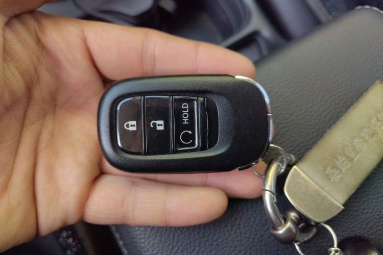 Used Honda CR-V 2023 240TURBO Two-Wheel-Drive Luxury Version 5 Seats Vehicle Key