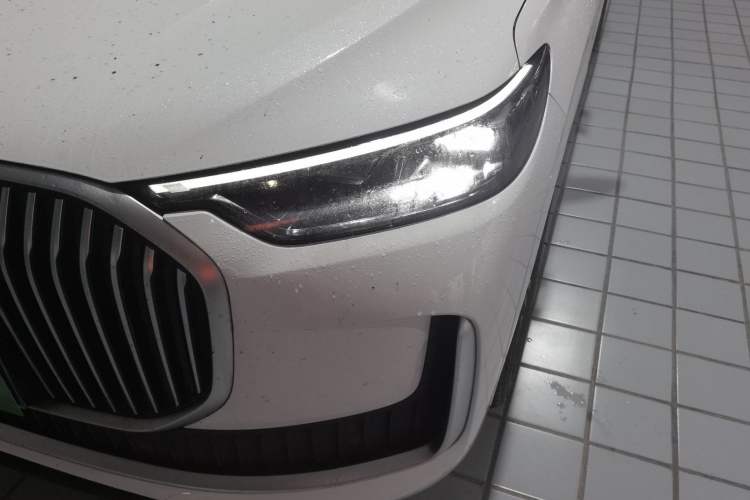 Used Chery Tiggo 9 2025 2.0T Automatic Two-Wheel Drive Luxury Edition 5 Seats
