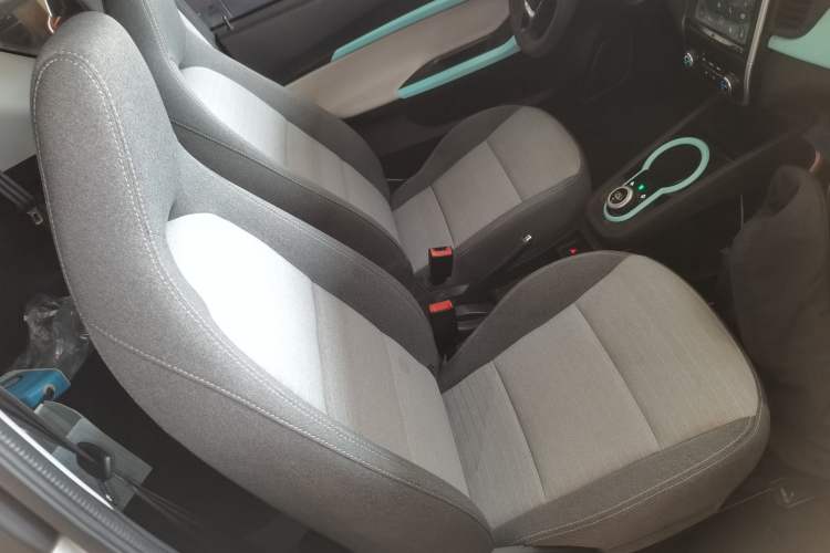 Used Chery QQ Little Ant 2021 150 000 Yuan Ant Fan Edition Ant Trend Version Lithium-Ion Battery Right Front Seat