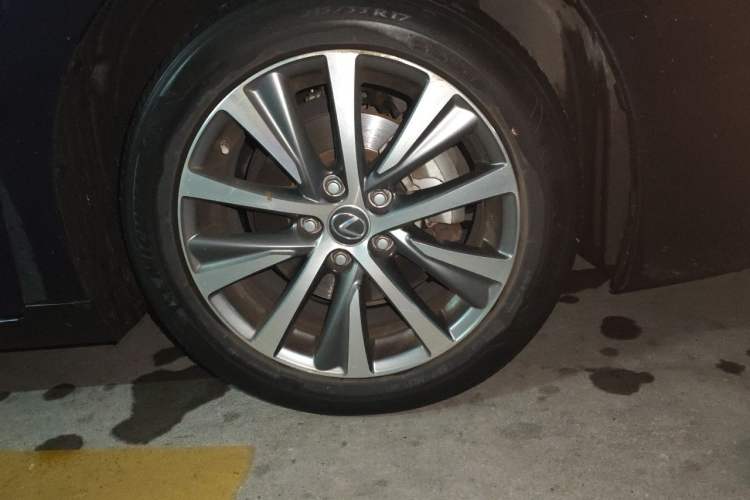 Used Lexus ES 2020 200 Excellence Edition
