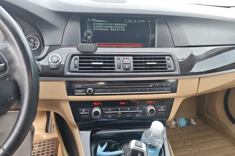 Used BMW 5 Series 2013 525Li Leading Model Audio And AC Panel