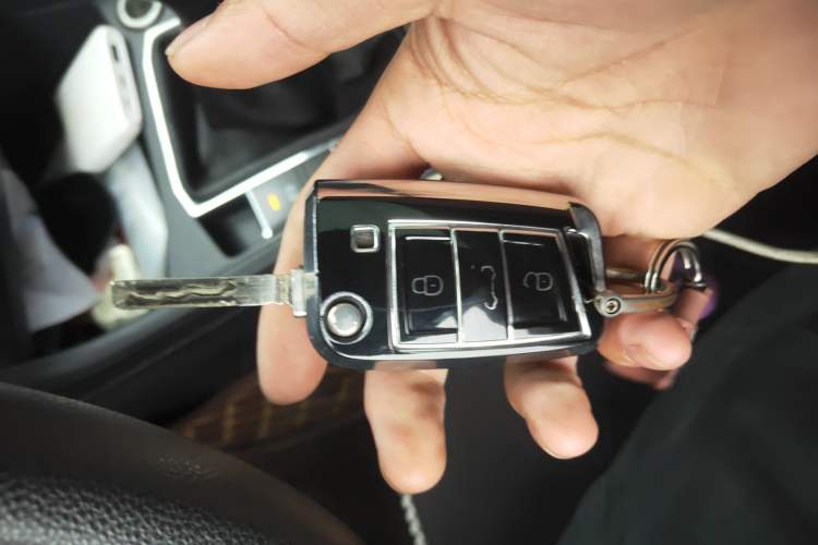 Used Volkswagen Lavida 2018 1.5L Manual Comfort Edition China V Standard Vehicle Key