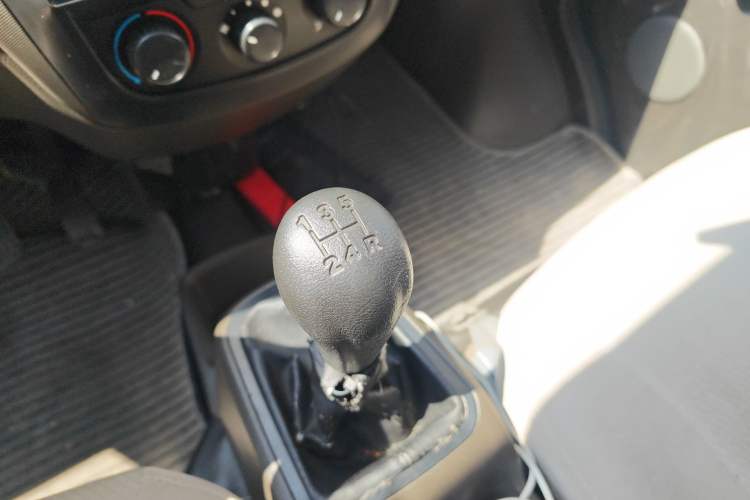 Used Wuling Rongguang 2019 1.2L S Van Utility Model with 2 Seats