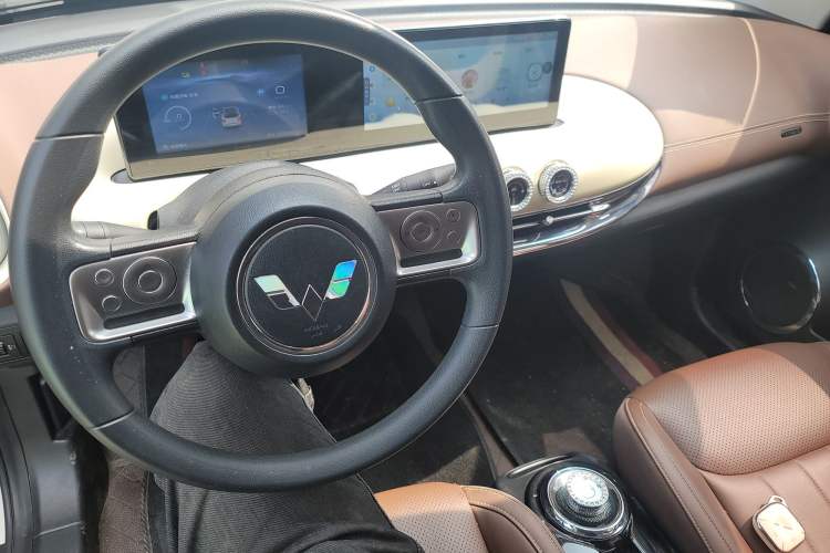 Used Wuling Bingo 2023 333 km Enjoyment Version
