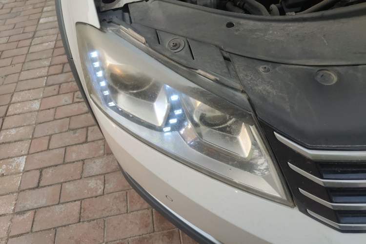 Used Volkswagen Magotan 2012 Travel Edition 2.0 TSI 4x4 Comfort Version