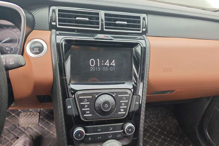 Used JMC Yusheng S330 2016 1.5L GTDi Automatic Two-Wheel Drive Prestige Edition Audio And AC Panel