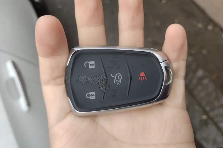 Used Cadillac XTS 2018 28T Tech Edition Vehicle Key