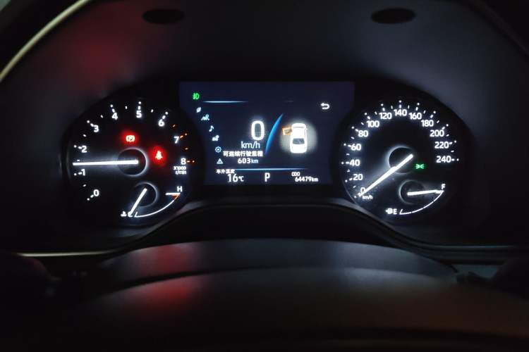 Used Toyota Avalon 2019 2.0L Luxury Edition China VI Standard Odometer Close Up