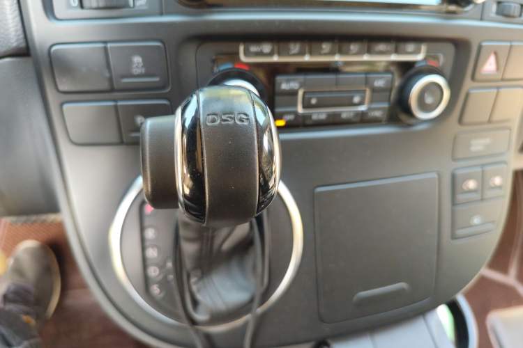 Used Volkswagen Multivan 2012 2.0 TSI Four-Wheel Drive Deluxe Edition