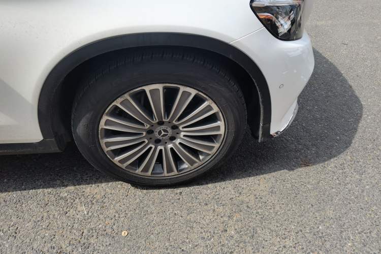 Used Mercedes-Benz GLC 2017 GLC 260 4MATIC Dynamic Edition
