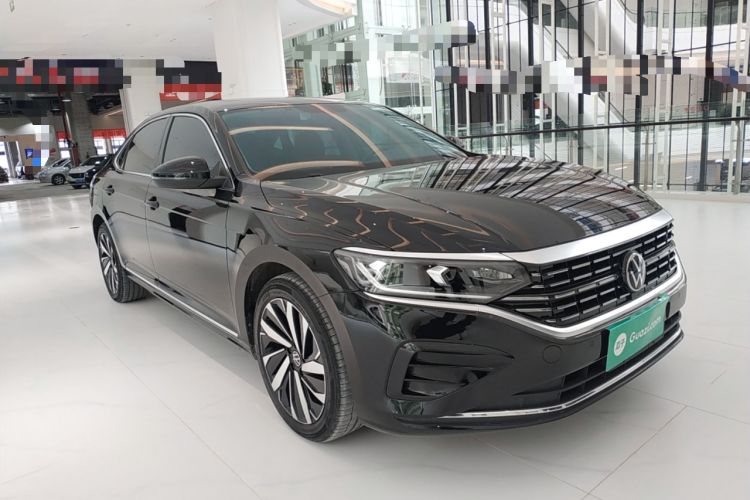 Used Volkswagen Passat 2023 Revised 330TSI Elite Edition Front Right 45 Deg