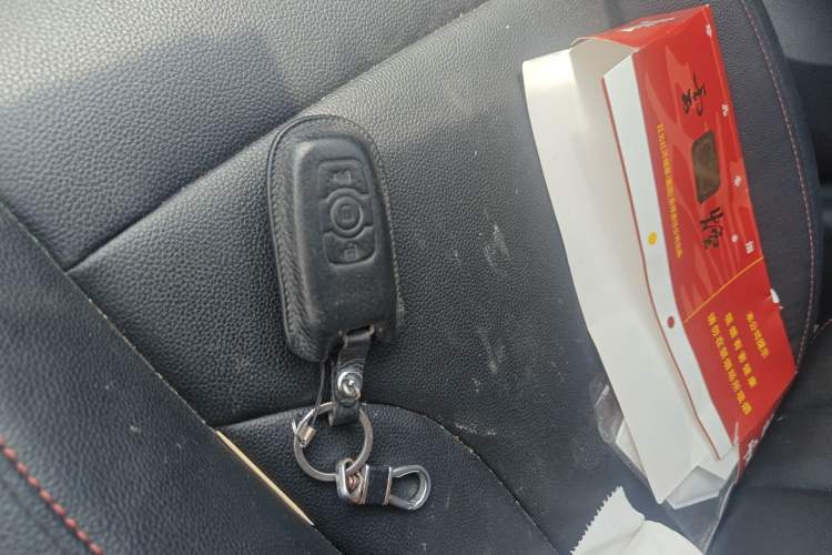 Used Haval H6 2016 Upgraded Model 1.5T Manual Two-Wheel Drive Elite Version
