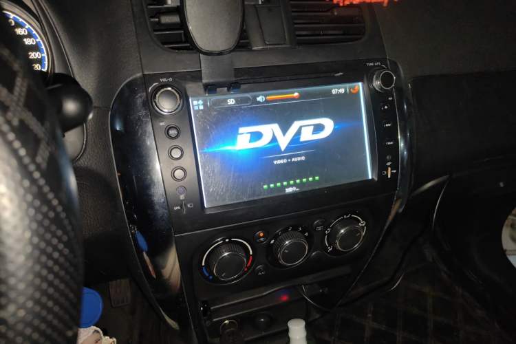 Used Suzuki SX4 2013 1.6L Manual CoolRide Model