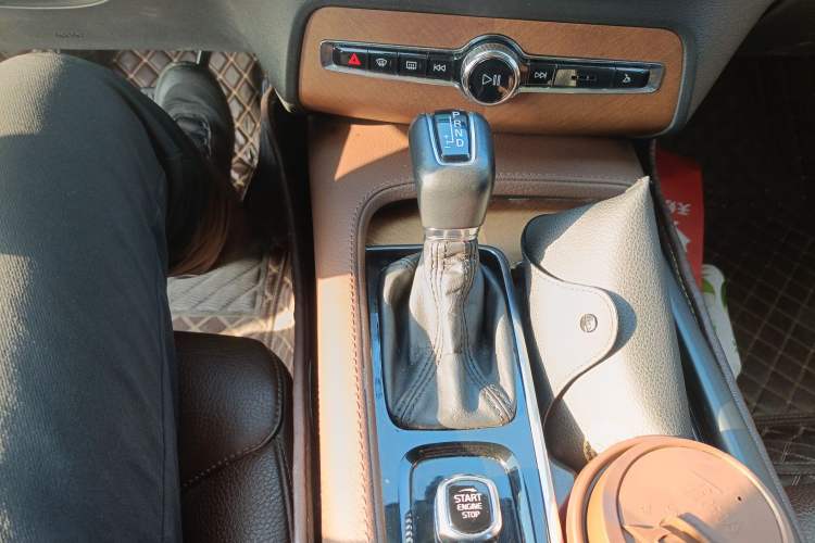 Used Volvo XC90 2019 T6 Zhiyi Edition 7-Seater China V Emission Standard