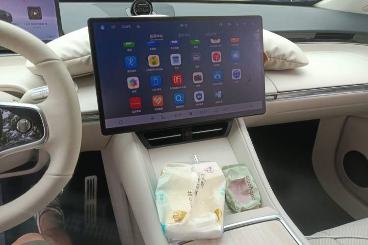 Used Hima Luxeed R7 2025 Range-Extended Version 360 km Max
