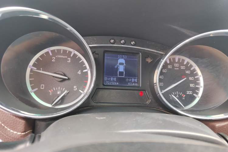 Used JAC T8 2019 2.0T Explorer Edition Two-Wheel Drive Prestige Trim with Standard Double Cabin HFC4DB2-1D
