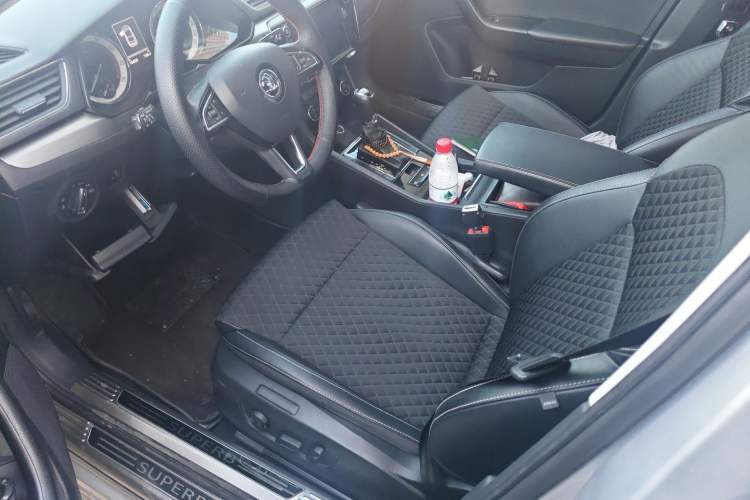 Used Skoda Superb 2018 TSI330 DSG Comfort Edition China V Standard Left Front Seat