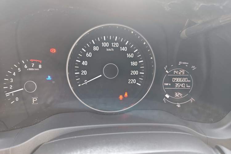 Used Honda Vezel 2017 1.5L CVT 2WD Comfort Model