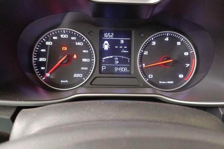 Used MG ZS 2017 16T Automatic Prestige Edition Odometer Close Up