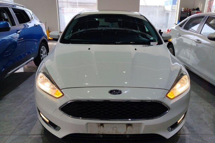 Used Ford Focus 2017 Hatchback 1.6L Automatic Fashion Edition Smart Drive Version
