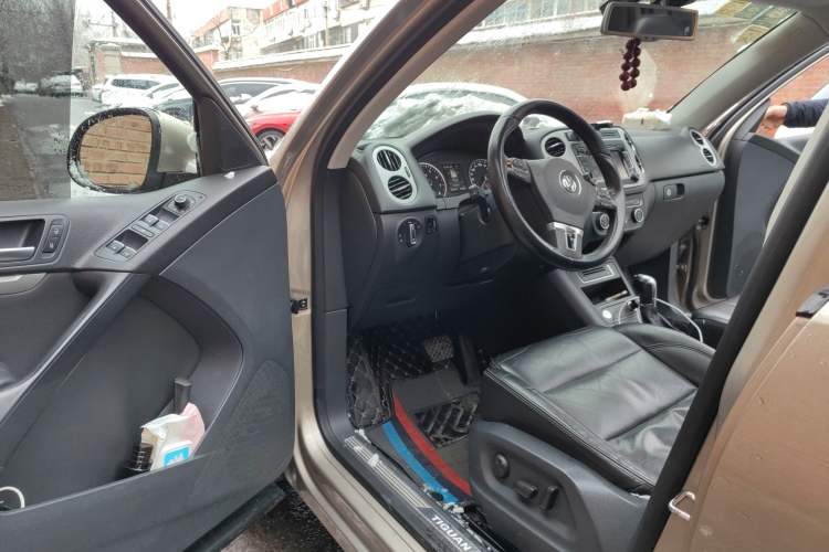 Used Volkswagen Tiguan L 2015 1.8TSI Automatic Two-Wheel Drive Luxury Model
