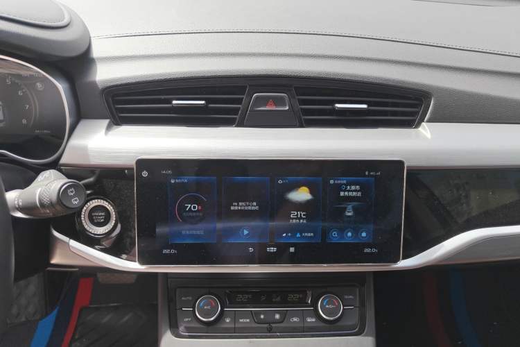 Used Geely Auto Emgrand X7 Sport 2022 1.8TD DCT Zhiya Trim Audio And AC Panel