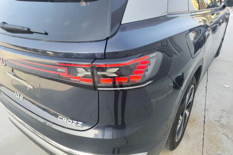 Used Volkswagen ID.6 CROZZ 2022 Long-Range PRO Edition Exterior 6