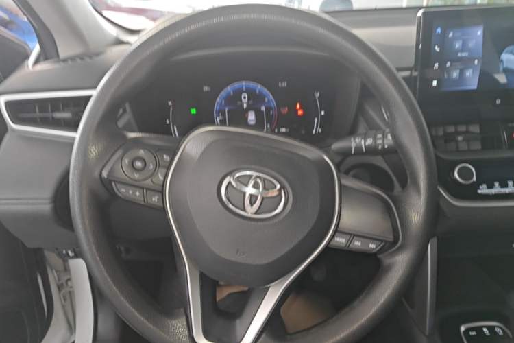 Used Toyota FRONTLANDER 2023 2.0L CVT Elite Edition
