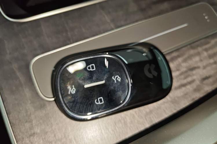 Used Nio ET9 2025 100 kWh