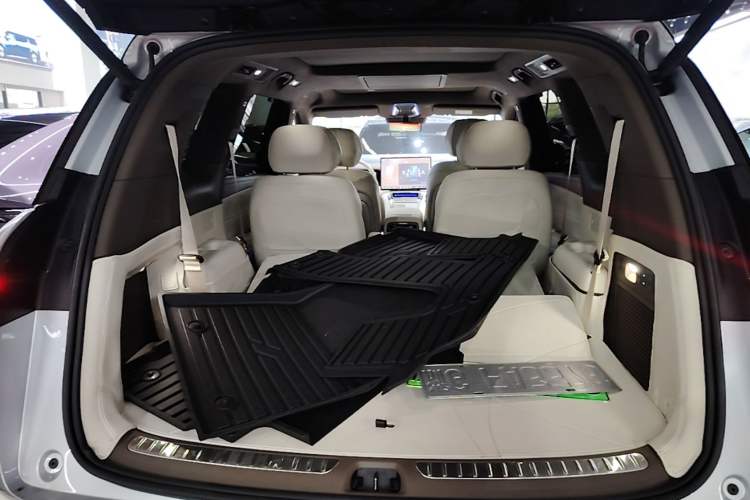 Used Denza N8L 2025 Model Zunrong Model