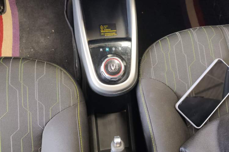 Used CHANGAN Benni E-Star 2021 National Edition Xinyue Version (Fast-Charging Edition) Lithium NMC Gear Lever