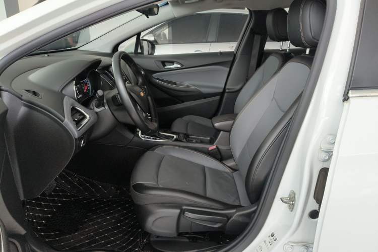 Used Chevrolet Cruze 2018 320 Automatic Xuanfeng Urban Edition